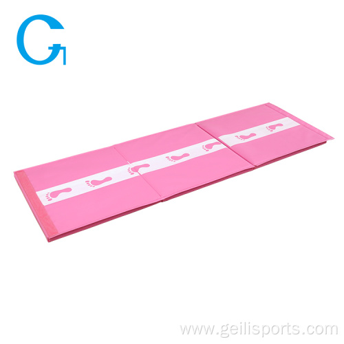 Custom Made Folding Gymnastics Tumbling Mat